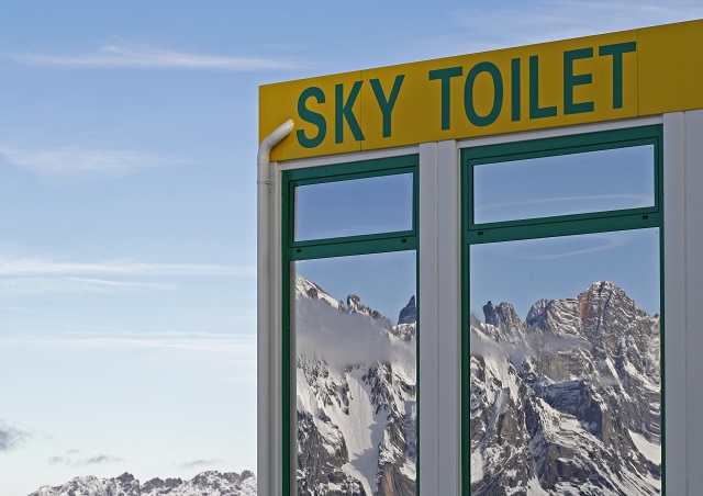 Ski Toilet Planai