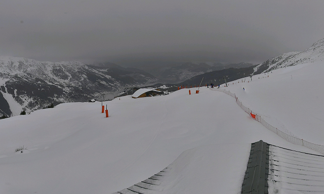 Meribel Versant Saulire 08 01 16 Autopano