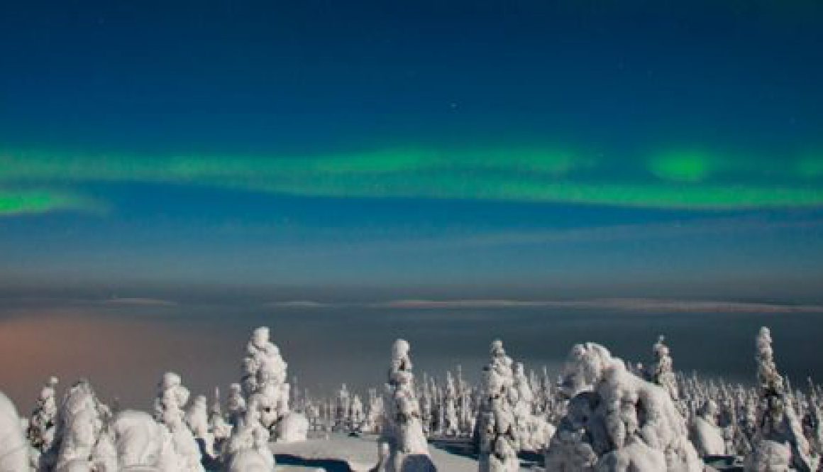 Where’s Best to See the Northern Lights on Ski Holiday? Norway v Finland!