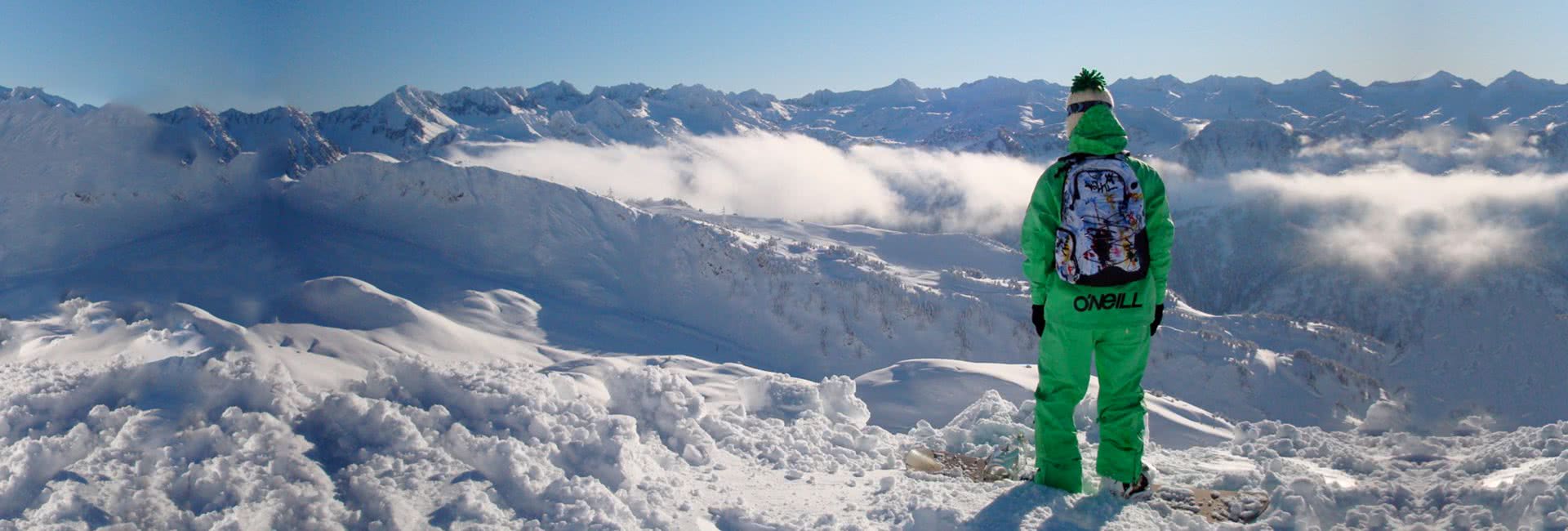 baqueira snowboarder