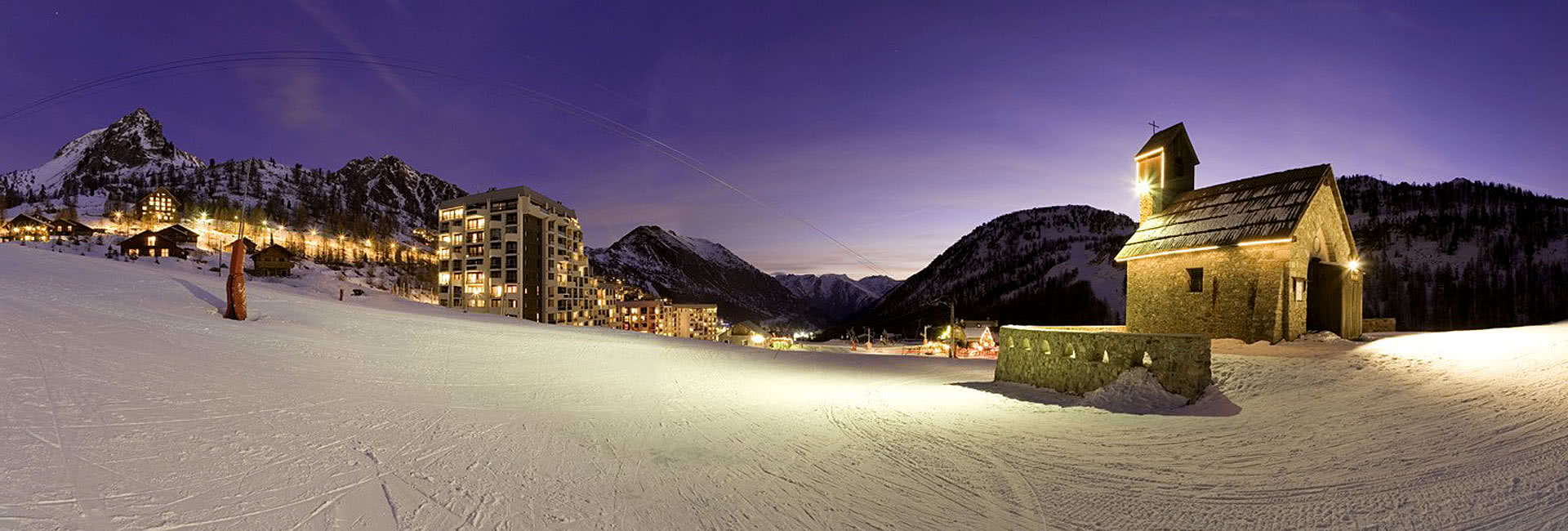 isola 2000 night